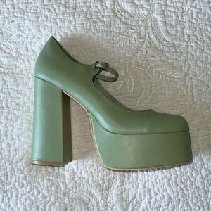 NWB - SHEIN - Green Mary Jane Heels - US Size 10